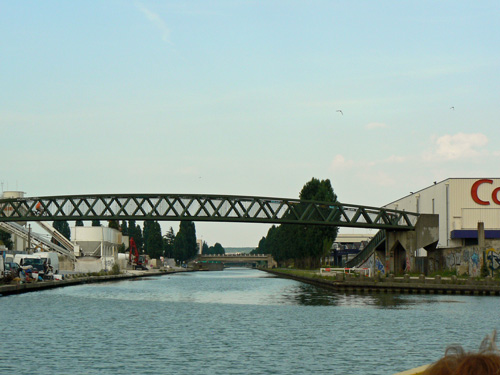 En amont du pont de Bondy